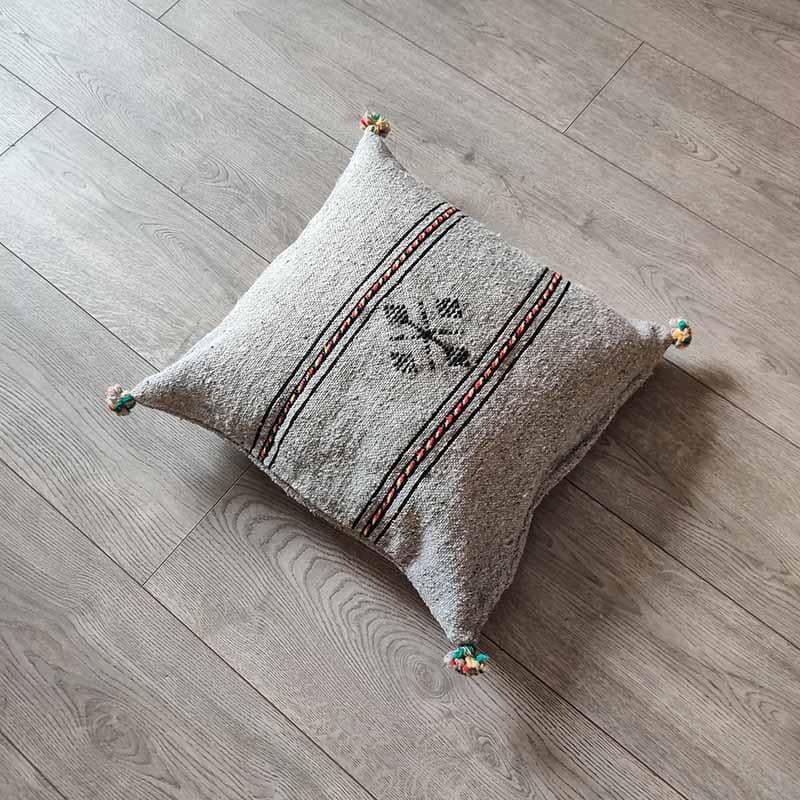 coussin marocain gris claire